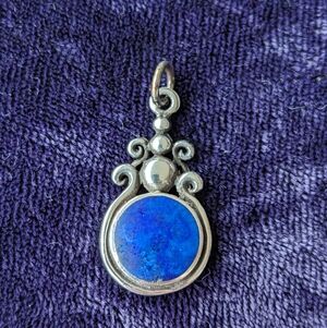 Vintage 925 Sterling Silver Pendant With Natural Blue Lapis Lazuli Gemstone